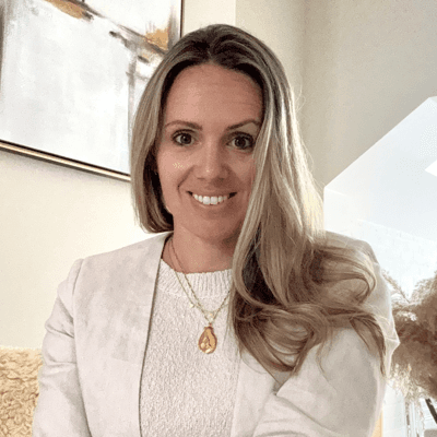 Sarah Sisson | Marketing Director | Consultant | Strategist | YunoJuno